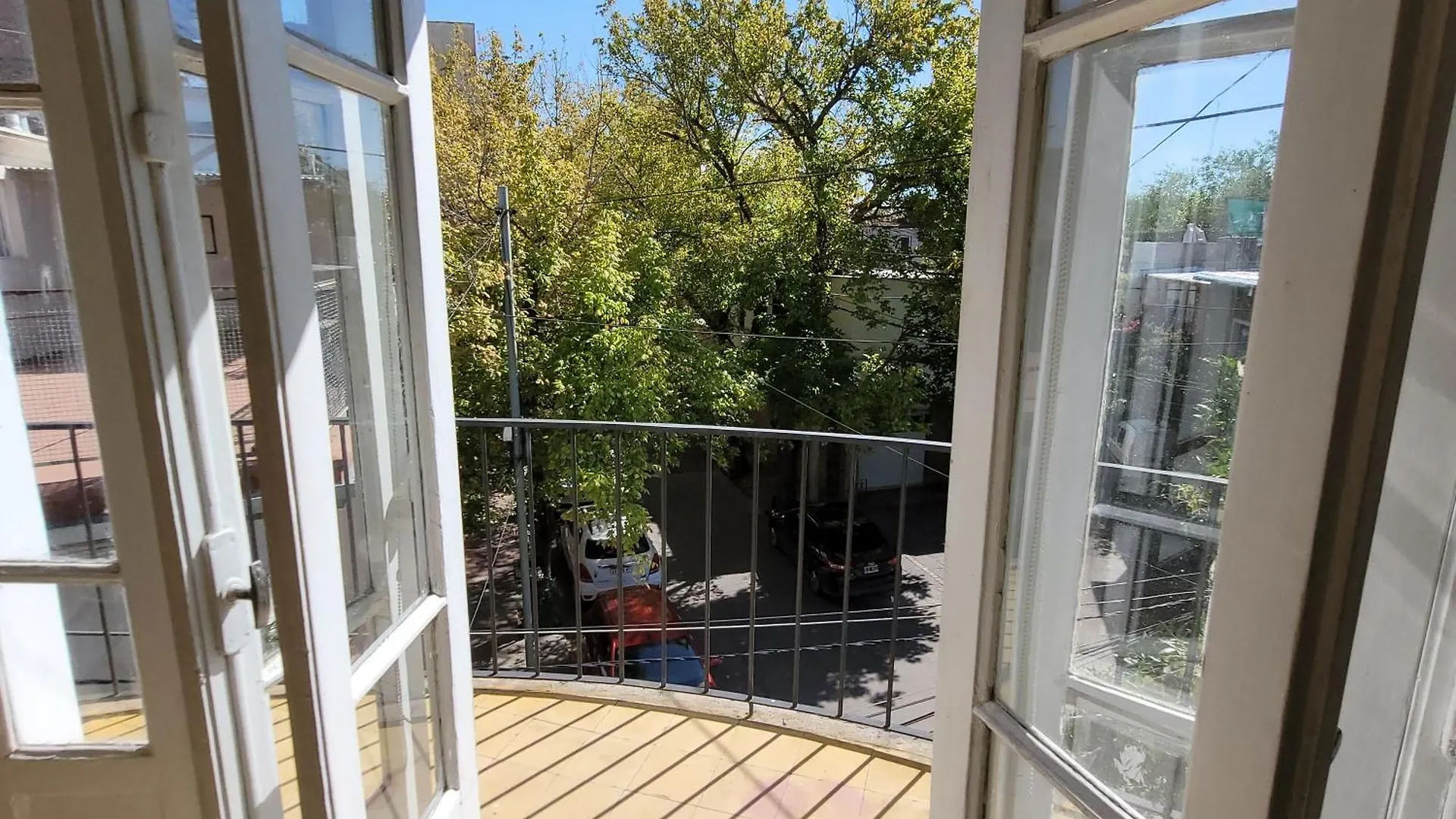 Pequeno Y Funcional Ciudad De Mendoza Apartment